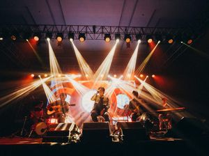 Juicy Luicy dan Adrian Khalif Bikin Bekasi Mewek