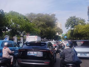 Video: Lalin Sekitar Monas Macet Parah, Imbas Geladi Pelantikan Kepala Daerah