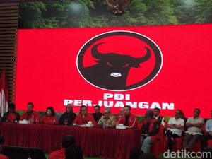 Tim Hukum PDIP Ngotot Minta KPK Tunda Periksa Hasto Tim Hukum PDIP Ngotot Minta KPK Tunda Periksa Hasto