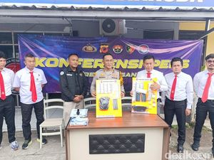 Pengedar Obat Haram di Pangandaran Diringkus Saat Transaksi Depan Masjid