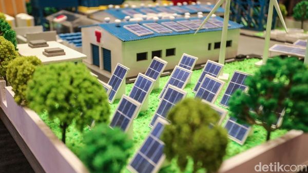 Melihat Pameran Miniatur Alat Percepat Karbon Netral