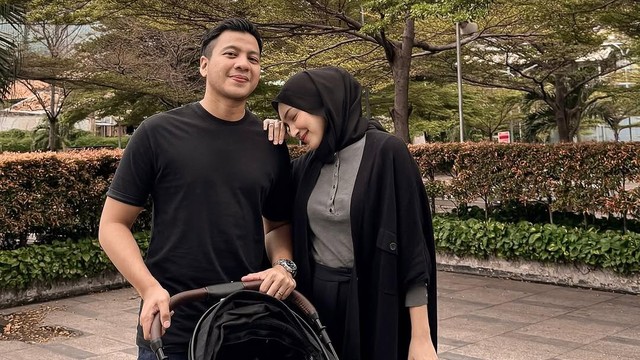 Berita Seputar Selebriti Insertlive Terkini : Setahun Menikah, Melody Prima Ngaku Sempat Malas Buka Hati dengan Ilham Akbar Prawira