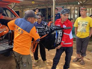 Nelayan di Jepara Hilang Usai Terjatuh Saat Tebar Jaring Nelayan di Jepara Hilang Usai Terjatuh Saat Tebar Jaring