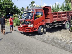 Pemotor Lansia di Banggai Tewas Terlindas gegara Oleng Saat Salip Truk