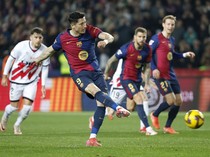 Video Lewandowski Bawa Barcelona Gusur Madrid dari Puncak Klasemen