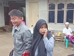 Pria China Siap Mualaf demi Menikahi Pujaan Hatinya di Lombok Barat