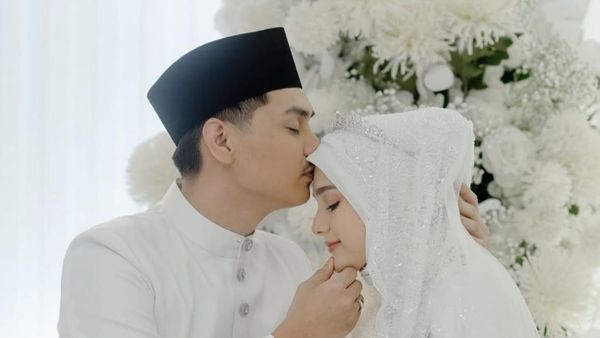 8 Foto Yasmine Ow Eks Istri Aditya Zoni Kembali Menikah Usai 5 Bulan Menjanda