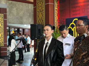 Babak Baru Kasus Hak Cipta, Agnez Mo Bertemu Menteri Hukum Babak Baru Kasus Hak Cipta, Agnez Mo Bertemu Menteri Hukum