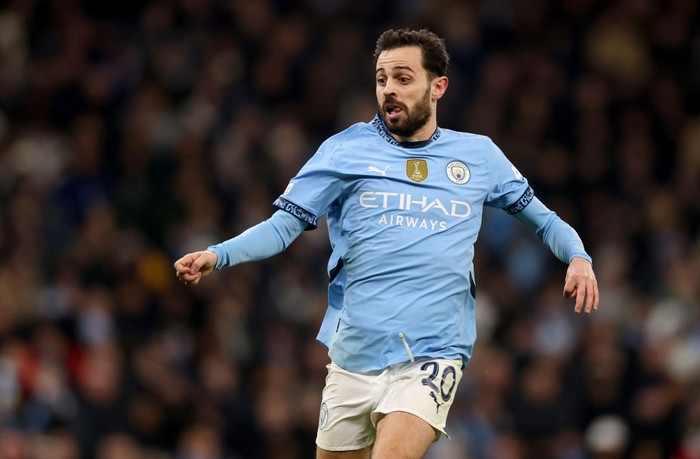 Ramai-ramai Rebutan Bernardo Silva yang Gratis