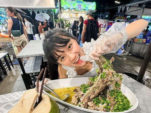 Serunya Cindy Gulla saat Kulineran di Bali hingga Thailand
