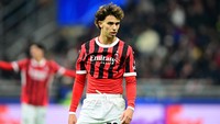 Joao Felix sudah dipinjamkan Chelsea ke AC Milan di musim dingin kemarin. Milan enggan mempermanenkannya (REUTERS/Daniele Mascolo)
