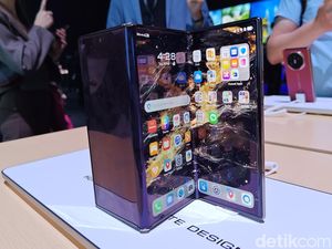Serba-serbi Huawei Mate XT, HP Layar Lipat 3 yang Revolusioner Serba-serbi Huawei Mate XT, HP Layar Lipat 3 yang Revolusioner