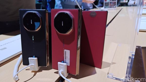 Melihat Huawei Mate XT Ultimate Lebih Dekat, Layar Besar dan Bodi Tipis