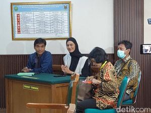 Saksi Paula Verhoeven Bantah Dalil Baim Wong soal Trauma Anak Saksi Paula Verhoeven Bantah Dalil Baim Wong soal Trauma Anak