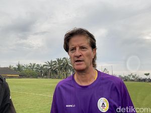 Sederet Alasan Manajemen PSS Sleman Pertahankan Pieter Huistra Sederet Alasan Manajemen PSS Sleman Pertahankan Pieter Huistra