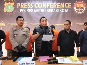 Pria Bekasi Dikeroyok-HP Dirusak Saat Persija Vs Persib, 2 Orang Dibekuk Pria Bekasi Dikeroyok-HP Dirusak Saat Persija Vs Persib, 2 Orang Dibekuk