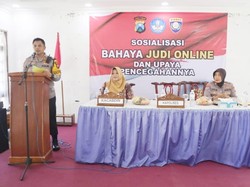 Cegah Judol, Polres Bangkalan Sosialisasi Bahayanya ke Siswa dan Guru