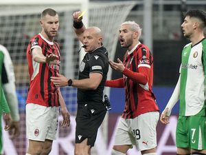 Walker: Kartu Merah Theo Hernandez Mengubah Pertandingan