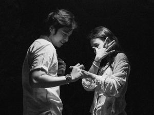 8 Foto Kejutan Lamaran Angga Yunanda-Shenina yang Baru Terungkap, Romantis! 8 Foto Kejutan Lamaran Angga Yunanda-Shenina yang Baru Terungkap, Romantis!