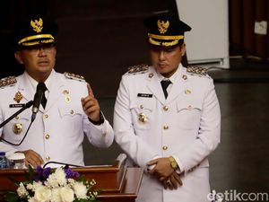 Gebrakan Duet Farhan-Erwin di Kota Bandung Belum Terasa Gebrakan Duet Farhan-Erwin di Kota Bandung Belum Terasa