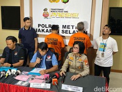 Fariz RM Upahi Eks Sopir Rp 100 Ribu untuk Beli Ganja hingga Sabu