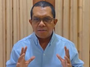 Mengenal Lebih Dekat Melki Laka Lena, Politikus-Apoteker yang Kini Gubernur NTT Mengenal Lebih Dekat Melki Laka Lena, Politikus-Apoteker yang Kini Gubernur NTT