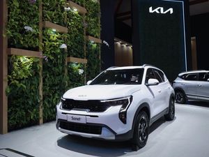 Tanpa Produk Baru, Kia Andalkan 2 Senjata Ini di IIMS 2025 Tanpa Produk Baru, Kia Andalkan 2 Senjata Ini di IIMS 2025