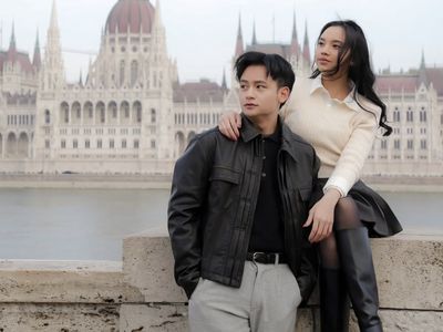 6 Potret Mesra Lyodra dan Randy Martin Liburan di Budapest