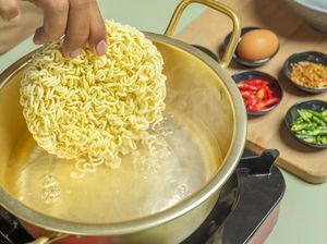 Duh! Kombinasi Mie Instan dengan 3 Makanan Ini Bisa Bikin Sakit Duh! Kombinasi Mie Instan dengan 3 Makanan Ini Bisa Bikin Sakit