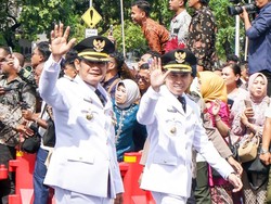 Resmi Dilantik Jadi Bupati/Wabup Lamongan, Ini Komitmen Pak Yes-Dirham