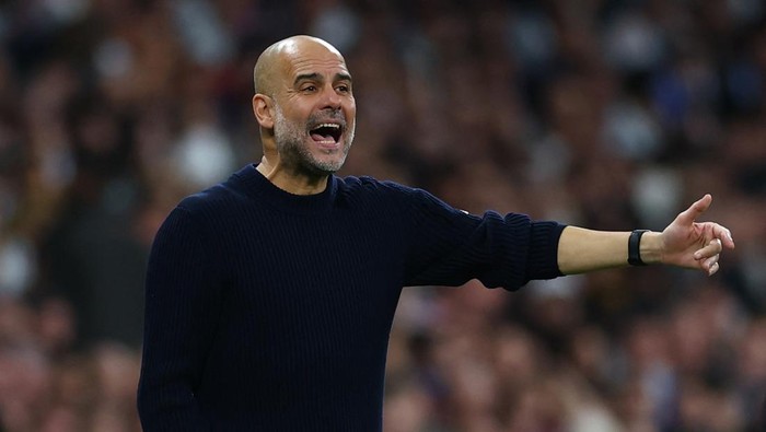 Soccer Football - Champions League - Knockout Phase Playoff - Second Leg - Real Madrid v Manchester City - Santiago Bernabeu, Madrid, Spain - February 19, 2025 Manchester City manager Pep Guardiola Action Images via Reuters/Matthew Childs