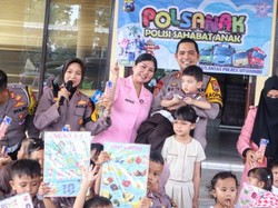 Polisi Sahabat Anak, Kapolres Situbondo Sambut Kunjungan Murid TK
