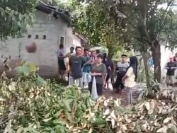 Sejoli di Jember Ditangkap Warga Setelah Ketahuan Mengubur Bayinya