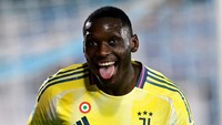 Randal Kolo Muani dibeli seharga 95 juta euro pada tahun 2023, tapi performanya belum kunjung bikin puas PSG yang sudah meminjamkannya ke Juventus pada Januari 2025. Foto: REUTERS/Daniele Mascolo