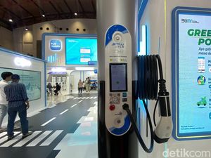 Melihat Inovasi Terbaru Tiang Listrik PLN yang Dipakai Ngecas Mobil Listrik Melihat Inovasi Terbaru Tiang Listrik PLN yang Dipakai Ngecas Mobil Listrik