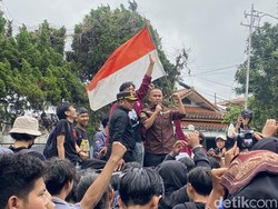 Indonesia Gelap di Sukabumi, Kritisi MBG hingga Efesiensi Anggaran