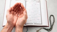 Cara Mengirim Doa Khususon untuk Orang yang Sudah Meninggal dan Bacaannya