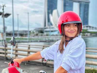 Foto Liburannya Petenis Cantik Emma Raducanu