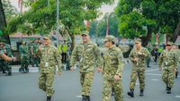 Potret Bobby Nasution Pakai Baju Loreng Ikut Retret di Magelang