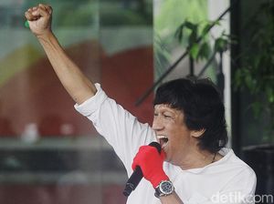 Video Tanggapi Isu Royalti Lagu, Ikang Fawzi: Kerja LMKN Tidak Maksimal Video Tanggapi Isu Royalti Lagu, Ikang Fawzi: Kerja LMKN Tidak Maksimal