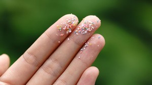 Sayur dan Buah Ini Mengandung Mikroplastik Tinggi, Riset Ungkap Temuannya