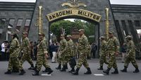 Momen Kedatangan Kepala Daerah Peserta Retret di Magelang