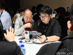 Oppo Ikutan Rilis HP Layar Lipat Tiga?