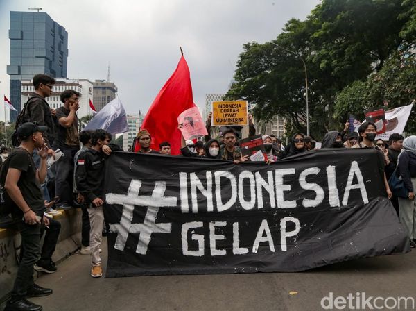 Bingkai Sepekan: Hasto Ditahan KPK hingga Aksi Indonesia Gelap Menggema