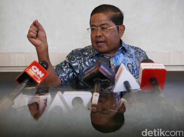 Potret Waketum Golkar Bicara Kader Wajib Ikut Retret di Magelang