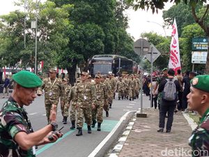Puluhan Kepala Daerah Absen di Retret, Wamendagri Siapkan Gelombang II Puluhan Kepala Daerah Absen di Retret, Wamendagri Siapkan Gelombang II