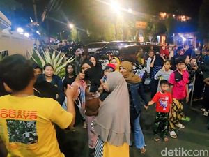 Puluhan Warga Datangi Polres Sukabumi Pascatewasnya Preman Samson