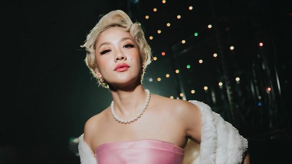 6 Gaya Old Hollywood Bunga Citra Lestari, Hidupkan Pesona Marilyn Monroe