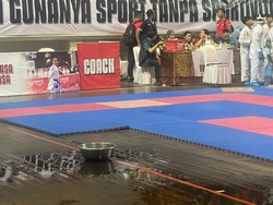 Kejurprov Karate Bali Tertunda gegara Atap GOR Bocor