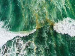 Lautan Bumi Berwarna Hijau Semiliar Tahun Lalu, dan Akan Menghijau Lagi